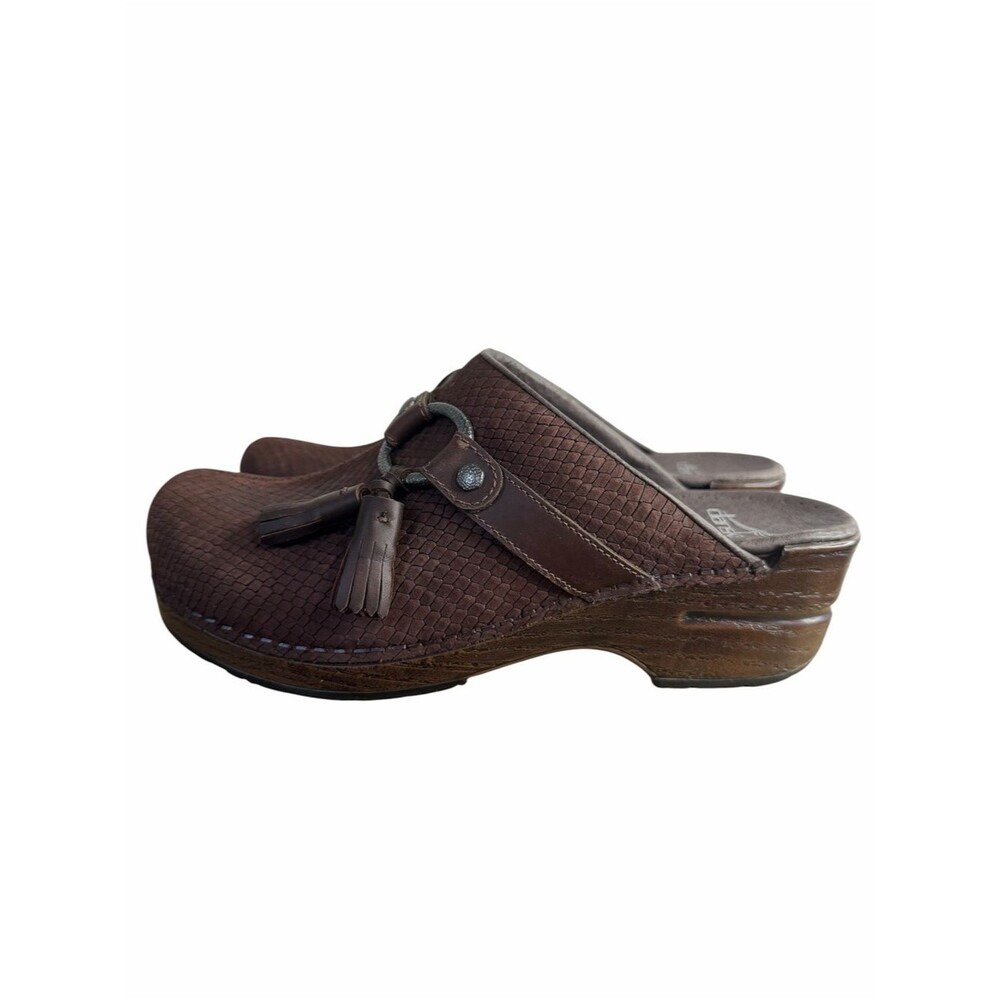 Dansko Shandi Clogs size 38 Brown Snakeskin-Embossed Leather Buckle Tassel Shoes